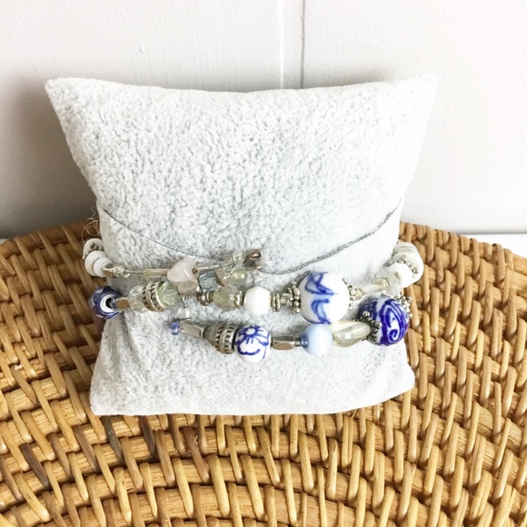 Set Of 2 Beaded Blue Bracelets - Picture 3 of 4